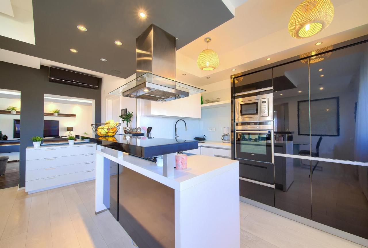 Luxury Apartments Vanessa, ニヴィーチェ エクステリア 写真