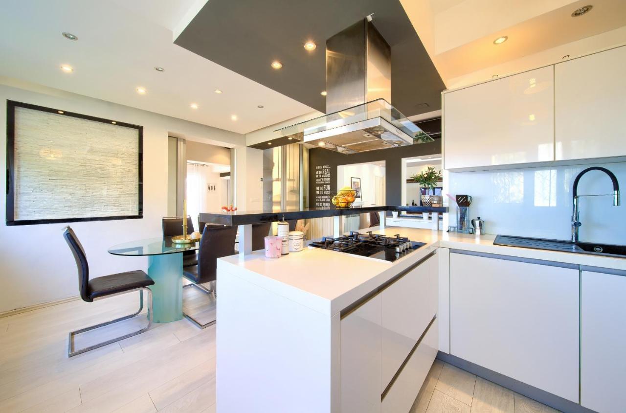 Luxury Apartments Vanessa, ニヴィーチェ エクステリア 写真